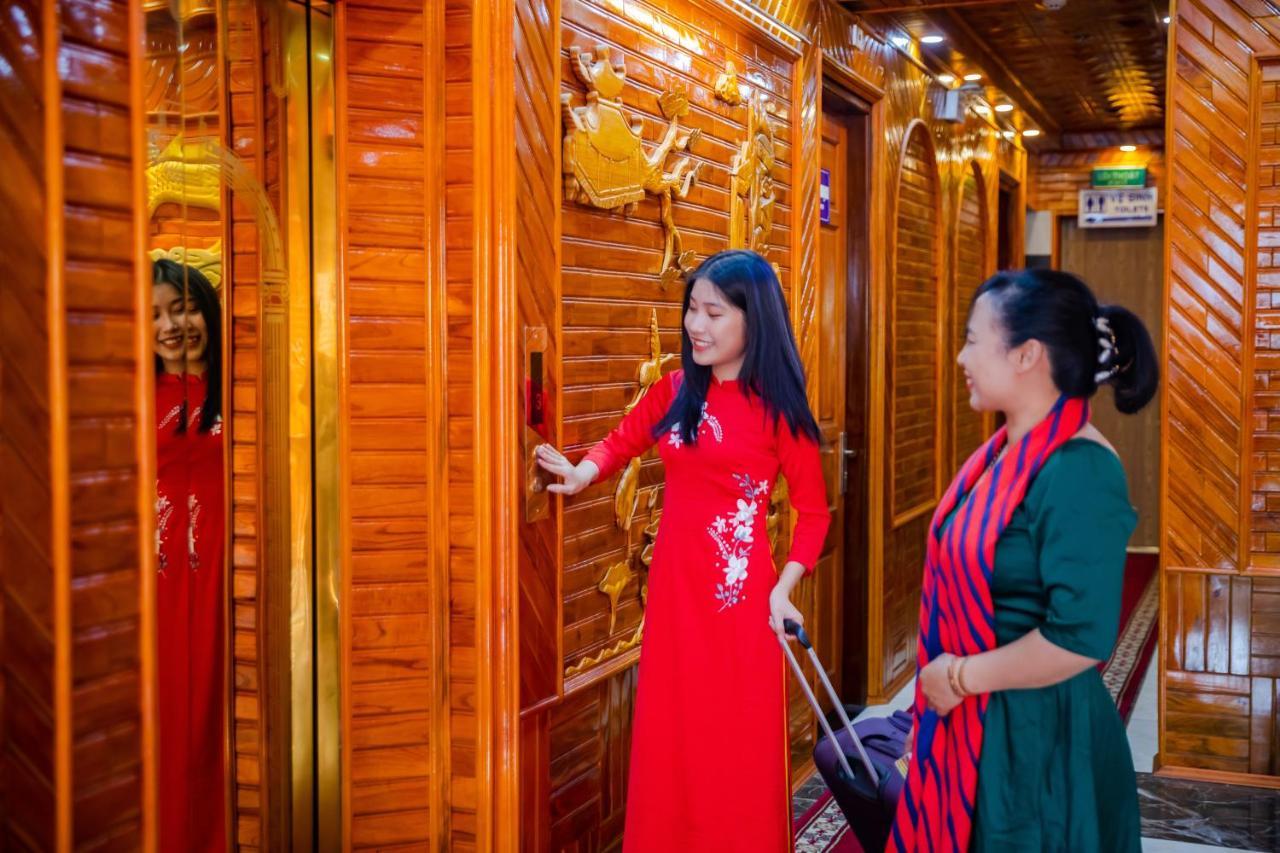 Theking Hotel Huong Gia Kültér fotó